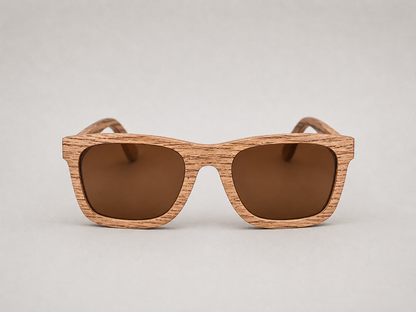 Gafas de madera con espejo marrón