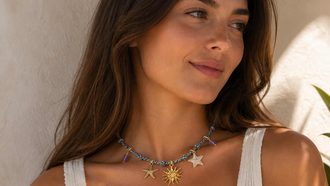 Collar sol de nuditos con charms
