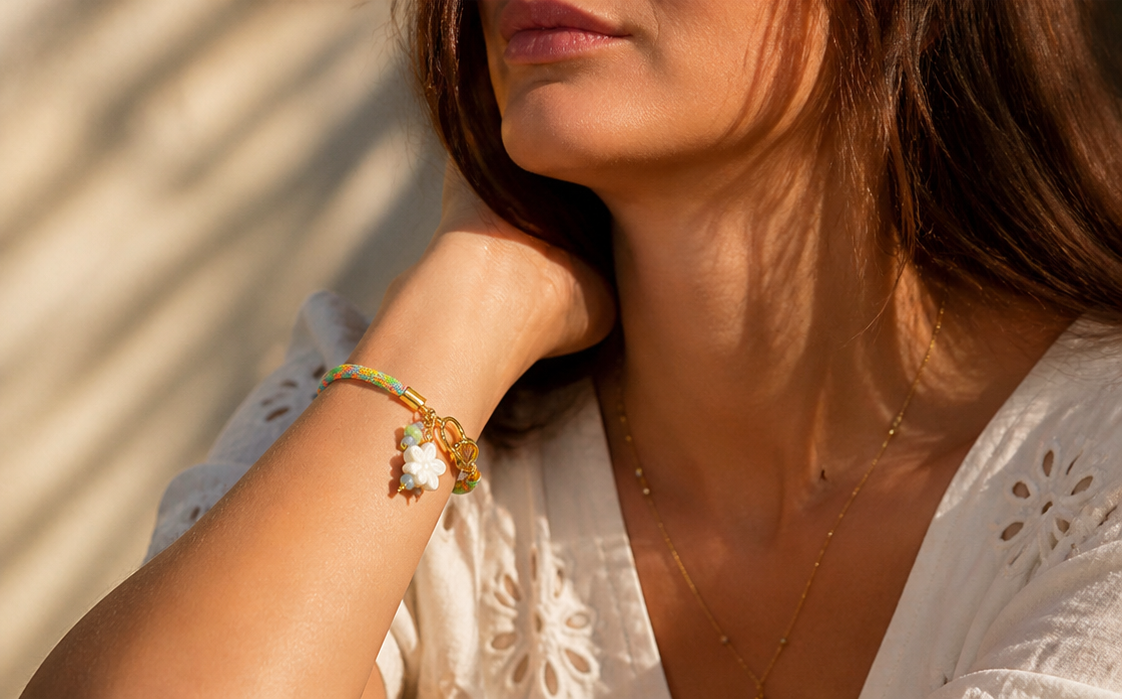 Pulsera flor blanca