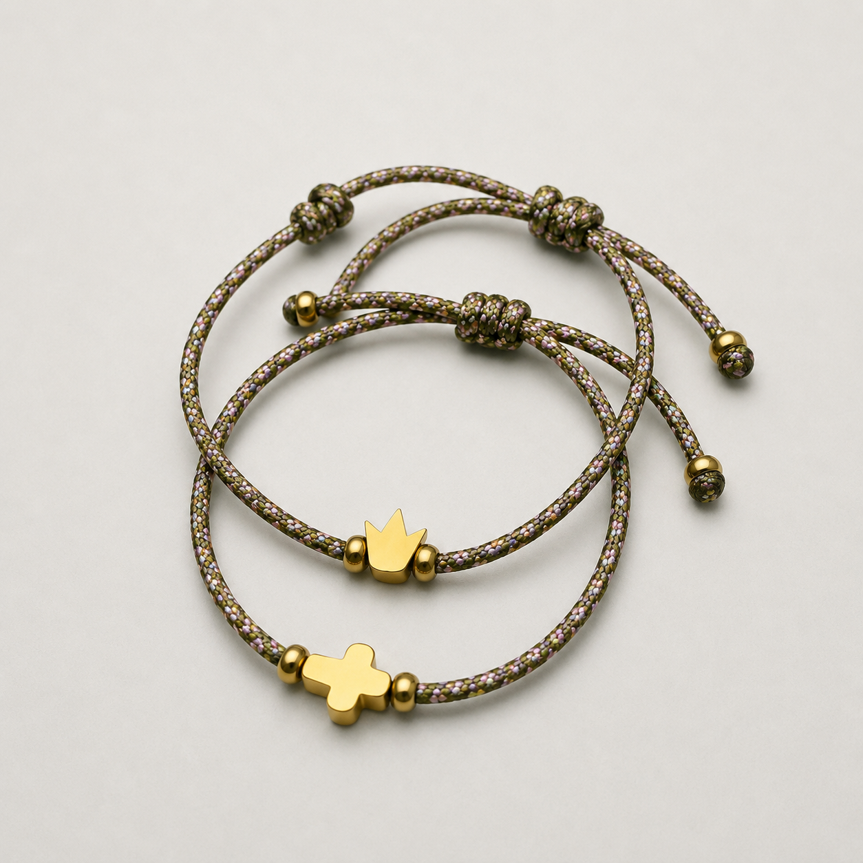 Pack Pulsera corona y cruz con bolita dorada eventos