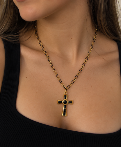 Cruz con cadena biselada