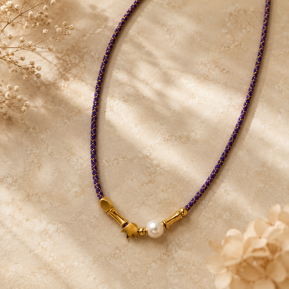 Collar perla con corona