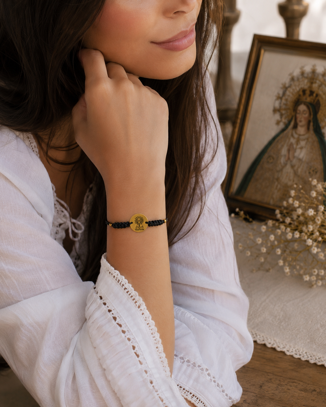 Pulsera Virgen del Lidón trenzada dorada