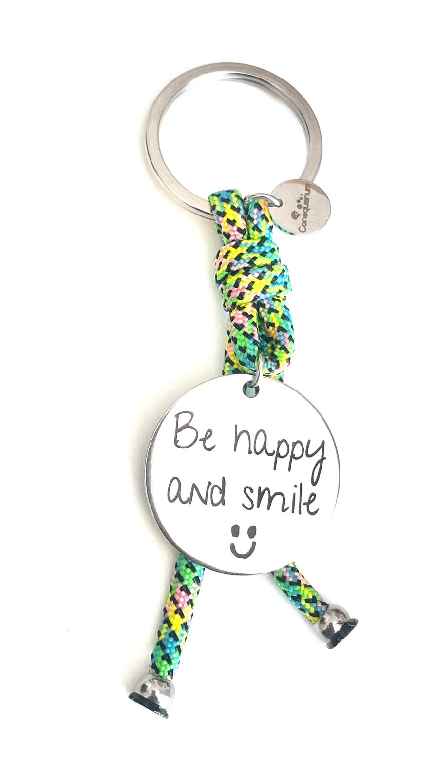 Llavero "Be happy and smile"